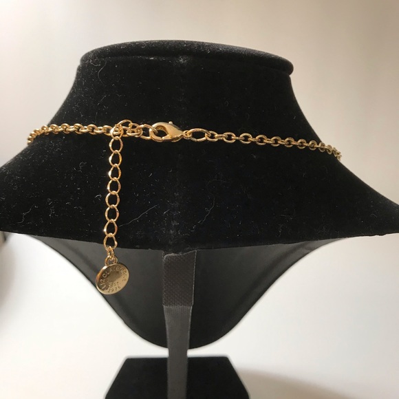 Liz Claiborne White Cobachon Gold Necklace - Picture 4 of 8